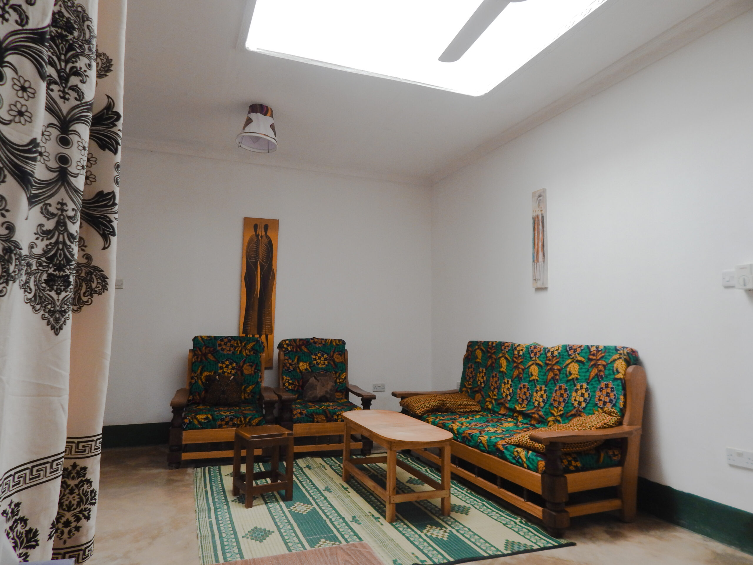 Apartmen in Dodoma with chairs and couch